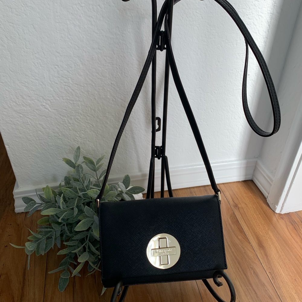 ~♠️Kate Spade New York Newbury Lane Sally Crossbody (Black)♠️~ - Picture 2 of 14